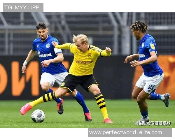 友谊赛波尔图与本菲卡战平补时进球引发全场热烈反响分析