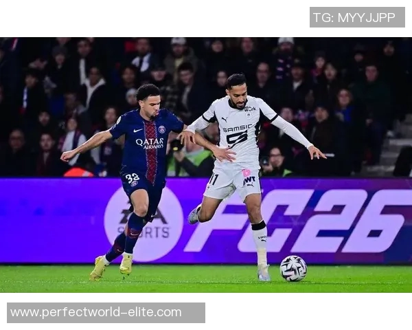 欧联杯精彩对决AC米兰大胜巴黎圣日耳曼红牌事件引发全场热议