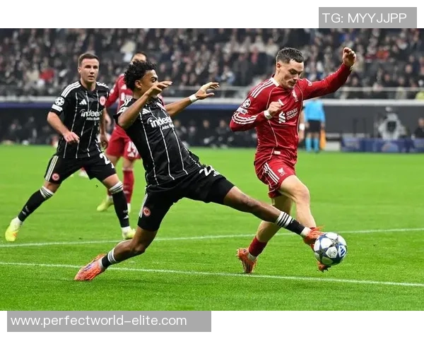 足总杯精彩对决利物浦逆转拜仁全场沸腾瞬间回顾与分析